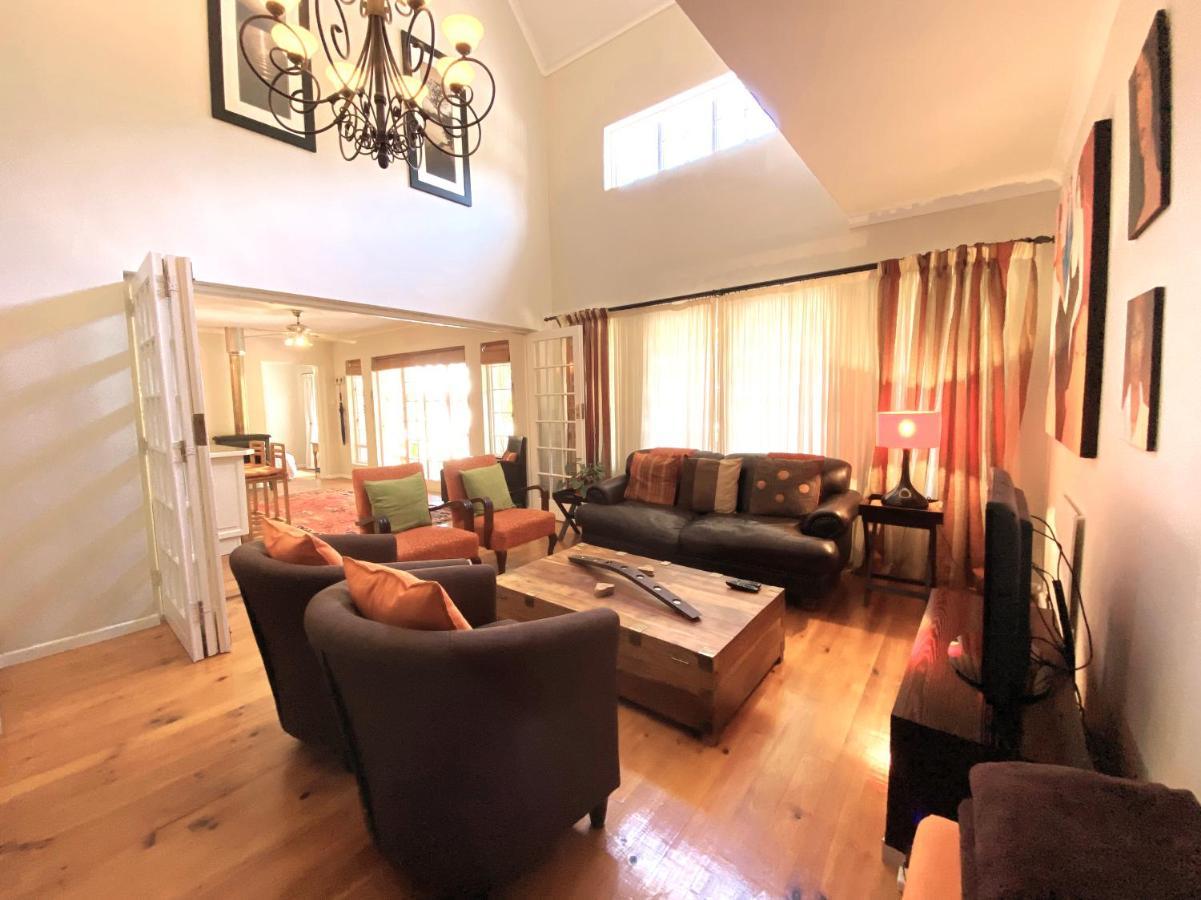 Jonquil Guest Cottage ฟรันเชิค ภายนอก รูปภาพ
